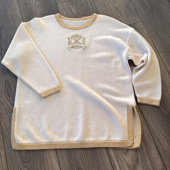 St John medium Santana Knit Sweater Cream Ivory with metallic gold crest - Picture 12 of 12